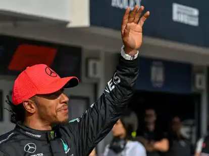 Bleibt Mercedes treu: Rekordweltmeister Lewis Hamilton.