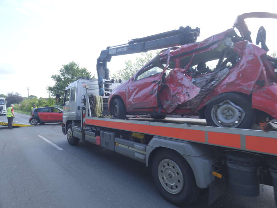 Unfall in Bad Zwischenahn Drei Verletzte nach AutoKollisionen