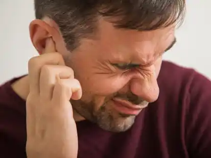 Belastend: Probleme mit den Ohren k&ouml;nnen viele Ursachen haben.