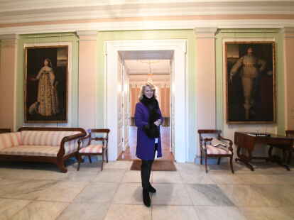 &Ouml;ffnet die T&uuml;ren zum Rasteder Schloss: Caroline von Oldenburg wird mehrere Besuchergruppen durch die R&auml;ume f&uuml;hren.