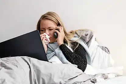 <p>Wer sich  krankmelden will, kann das per Telefon oder E-Mail  tun.</p>