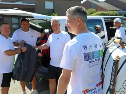 Die Mission &bdquo;Deutsche Meisterschaft&ldquo; begann f&uuml;r die Herren 40 der JTG mit einer Niederlage gegen Gastgeber Pfarrkirchen aus Bayern.