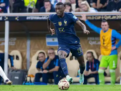 Der ehemalige Frankfurter Randal Kolo Muani im franz&ouml;sischen Nationaltrikot.