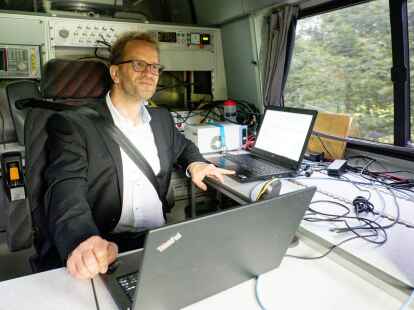 &laquo;Vertrauen ist gut, Kontrolle ist besser&raquo;, sagt&nbsp;Klaus M&uuml;ller, Pr&auml;sident der Bundesnetzagentur.