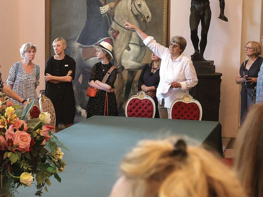 Schloss Rastede: Führungen mit Helene von Oldenburg gefragt