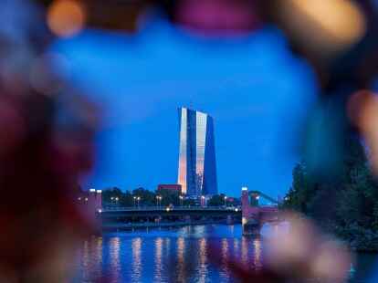 Die Europ&auml;ische Zentralbank (EZB) entscheidet &uuml;ber eine weitere Zinserh&ouml;hung.