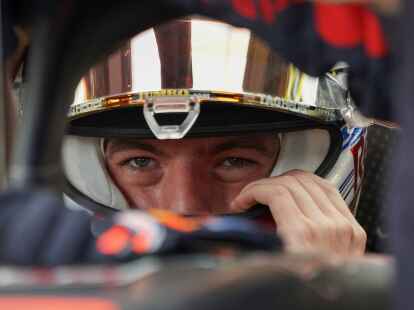 Max Verstappen in seinem Auto.