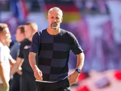 RB-Trainer Marco Rose Marco Rose hofft auf die R&uuml;ckkehr von Innenverteidiger Lukas Klostermann.