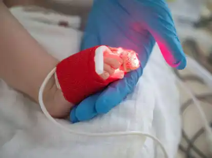 Im vergangenen Herbst und Winter hatte es in vielen L&auml;ndern eine heftige RSV-Welle gegeben.