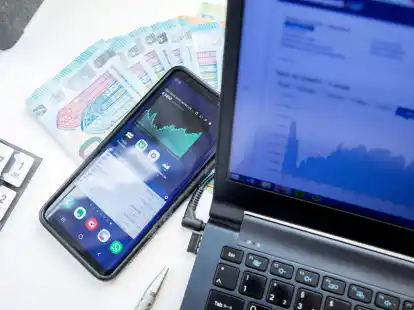 F&auml;llt, nachdem ein Unternehmen Dividenden an seine Aktion&auml;re auszahlt: der B&ouml;rsenwert.