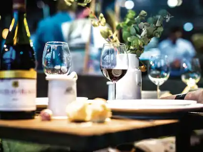 Die Weinbegleitung zu einem Dinner wird mit jedem Gang alkoholhaltiger. Da braucht es f&uuml;r Weindurstige nach dem Dessert einen Tropfen, der den Gaumen wieder repariert.