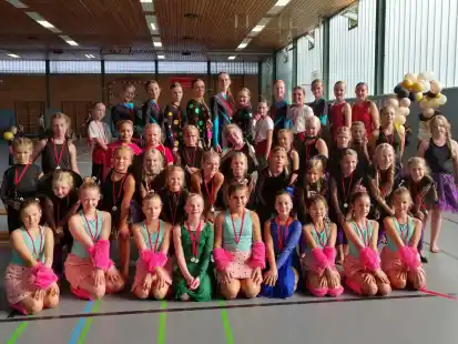 Erfolgreich in Nienburg: die Tänzerinnen des SC Wildeshausen
