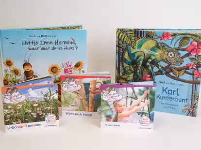 Um diese f&uuml;nf B&uuml;cher und B&uuml;chlein hat das Plattd&uuml;&uuml;tskb&uuml;ro die B&uuml;cherkisten erweitert.