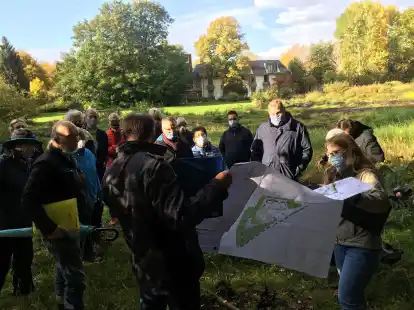 Das Baugebiet auf dem Diakonie-Grundst&uuml;ck am Sch&uuml;tzenweg besch&auml;ftigt die Investoren, Planer,  Vorhabentr&auml;ger, Stadtverwaltung und Politik seit geraumer Zeit,. Die Aufnahme entstand vor drei Jahren bei einem Ortstermin.