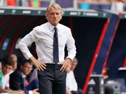 F&uuml;r seinen Wechsel nach Saudi-Arabien droht dem ehemaligen Nationaltrainer Italiens, Roberto Mancini, nun eine Klage.