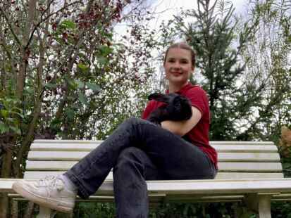 Hat f&uuml;r den Welttierschutztag am Mittwoch eine spa&szlig;ige Aktion f&uuml;r Familien vorbereitet: Kaya Krey.  Die 19-J&auml;hrige absolviert im Emder Tierheim den Bundesfreiwilligendienst.