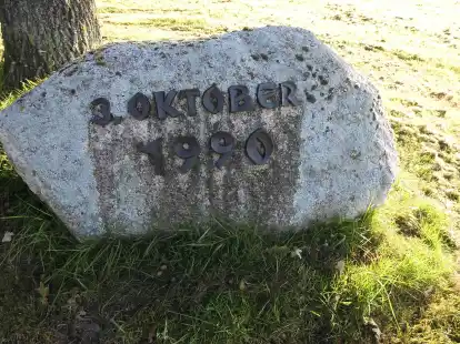 Der Gedenkstein in der Wittmunder Ortschaft Ardorf.