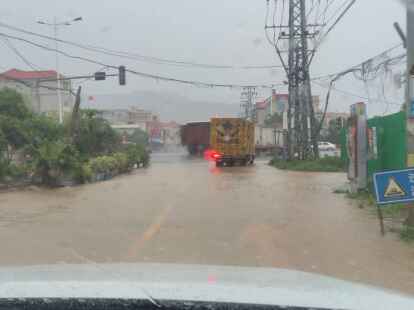 Mit kr&auml;ftigen Sturmb&ouml;en und Starkregen ist der  Taifun &laquo;Haikui&raquo; im September &uuml;ber Teile Chinas gezogen.
