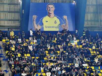 Saudi-Arabien hat seine Bewerbung f&uuml;r die Fu&szlig;ball-WM 2034 angek&uuml;ndigt.