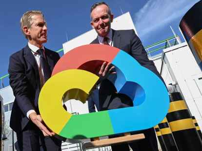 Daniel Holz und Volker Wissing bei der Er&ouml;ffnung des neuen Google Cloud-Rechenzentrum in Hanau.
