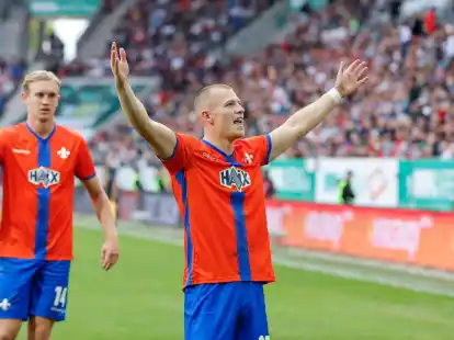 Tim Skarke brachte den SV Darmstadt 98 in F&uuml;hrung beim FC&nbsp;Augsburg.