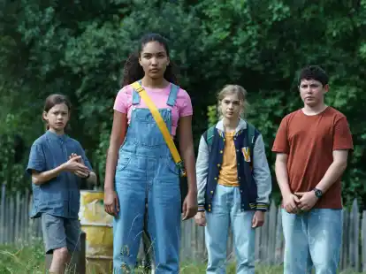 Der Kinder- und Jugendbuchklassiker &laquo;Das fliegende Klassenzimmer&raquo; wurde bereits dreimal verfilmt. Nun kommt eine vierte Version in die deutschen Kinos.