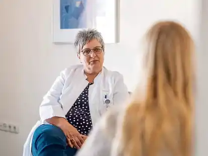 Die Psychoonkologin Brigitte Anders und ihre Teammitglieder bieten Krebspatienten ihre Hilfe bei der Bew&auml;ltigung von Sorgen und &Auml;ngsten an.