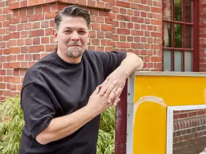 Tim M&auml;lzer hat ein neues Kochbuch ver&ouml;ffentlicht.