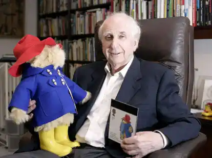 Paddington, der B&auml;r, und sein Erfinder Michael Bond, der 2017 gestorben ist.