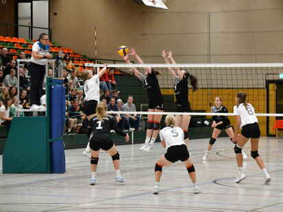 Sturmerprobt: Die Regionalliga-Frauen vom OTB (schwarze Trikots, hier beim 3:2 gegen Lohne) wollen ihren dritten Saisonsieg.