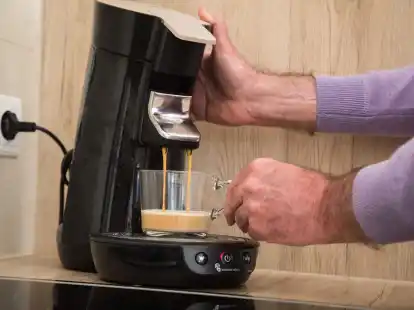 L&auml;uft noch: W&uuml;rde der Kaffee unregelm&auml;&szlig;ig aus der Maschine kommen, kann das am Kalk in den Leitungen liegen.