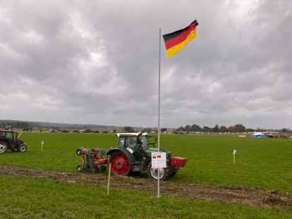 Das Wettbewerbs-Terrain des deutschen Teilnehmers Stefan Oechsle. In Lettland messen sich an diesem Wochenende die besten Pfl&uuml;ger der Welt.