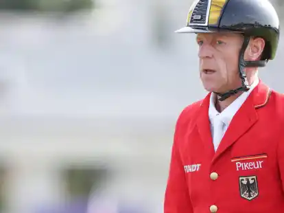 Marcus Ehning konnte nicht wie geplant als erster Deutscher in der letzten Runde des Teamwettbewerbs antreten.