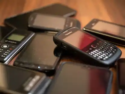 Im Kampf gegen zu viel Elektroschrott fordert ein Aktionsb&uuml;ndnis finanzielle Anreize f&uuml;r Reparaturen von Elektronikger&auml;ten.