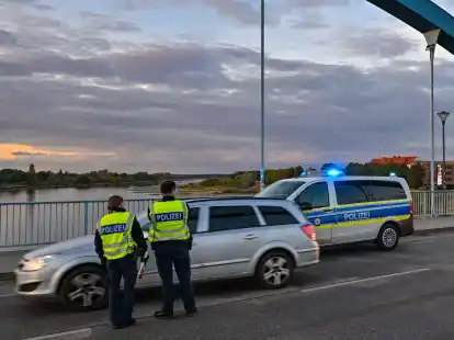 Die Bundespolizei hat am deutsch-polnischen Grenz&uuml;bergang Stadtbr&uuml;cke zwischen Frankfurt (Oder) und Slubice mit festen Kontrollen begonnen.