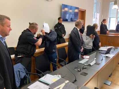 Verhandlung vor dem Landgericht Oldenburg: Vier Niederl&auml;ndern wird vorgeworfen, einen Geldautomaten an einem Combi-Markt in Oldenburg-Osternburg gesprengt zu haben.