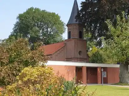 Das katholische Gemeindezentrum an der Hauptstra&szlig;e 433 in Augustfehn: Hier finden die &bdquo;Politischen Stammtische&ldquo; statt.