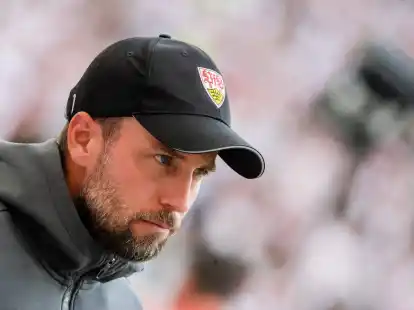 Stuttgarts Trainer Sebastian Hoene&szlig; warnt vor Union Berlin.
