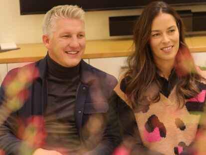 Fu&szlig;ball-Weltmeister Bastian Schweinsteiger und Tennis-Star Ana Ivanovic waren zu Besuch in Oldenburg