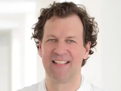 H&auml;lt am Krankenhaus in Wildeshausen einen Vortrag &uuml;ber schmerzende F&uuml;&szlig;e: Chefarzt Dr. Philipp Werner