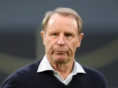 Den gestorbenen Bobby Charlton w&uuml;rdigte Berti Vogts als gr&ouml;&szlig;ten Fu&szlig;baller &uuml;berhaupt neben Pel&eacute;.