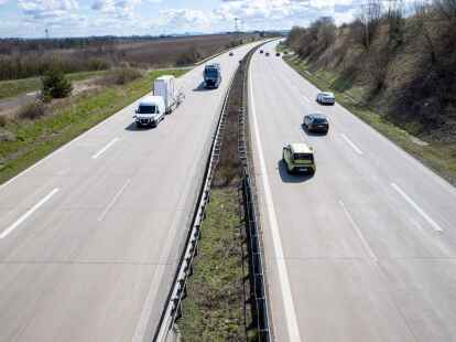 Die A17 war &uuml;ber mehrere Stunden in Richtung Dresden gesperrt. (Archivbild)