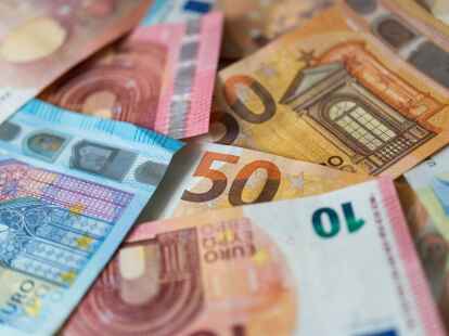 &laquo;Die Banken erh&ouml;hen nach und nach die Kreditzinsen und gehen zur&uuml;ckhaltender bei der Vergabe vor&raquo;, sagt Ifo-Experte Klaus Wohlrabe.