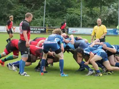 Wollen auch in Bremen bestehen: die Rugbyspieler der Northern Lions (in blau).