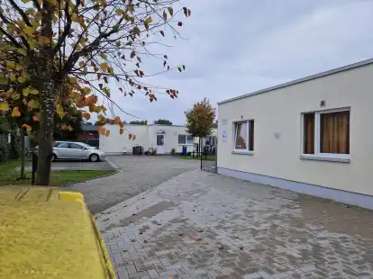 Das Fl&uuml;chtlingswohnheim an der Spreestra&szlig;e in Friesoythe. Die Stadtverwaltung meldet, dass die Unterbringung neuer Gefl&uuml;chteter sichergestellt ist.