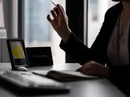 Frauen verdienen in der obersten deutschen B&ouml;rsenliga mehr als ihre m&auml;nnlichen Kollegen.