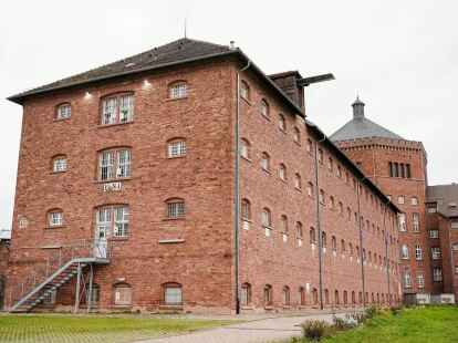 Der entflohene Schwerverbrecher sa&szlig; in der Justizvollzugsanstalt in Bruchsal ein.