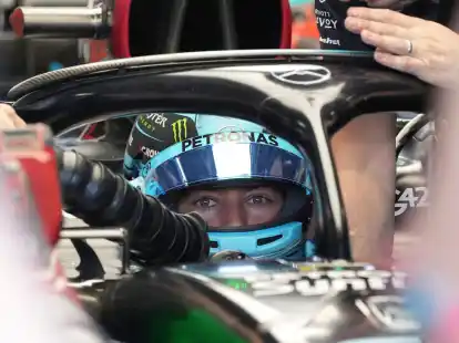 Mercedes-Pilot George Russell wird in Brasilien strafversetzt.