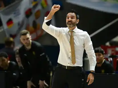 Trainer Jes&uacute;s Ram&iacute;rez feierte mit Braunschweig einen Sieg gegen die Bayern.