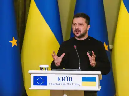 Pr&auml;sident Wolodymyr Selenskyj hat seine Landsleute aufgerufen, zusammenzuhalten und zuversichtlich zu bleiben.